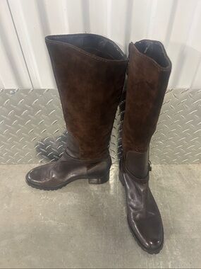 NWOT-VERY NICE! ETIENNE AIGNER TALL
BOOTS
